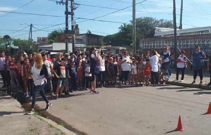 Participaron chicos de la Escuela y del Jardín Valentina Barduc.