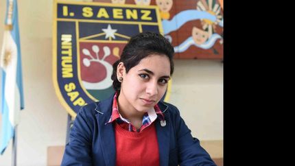 monteagudo es profesora de historia en el instituto sáenz.