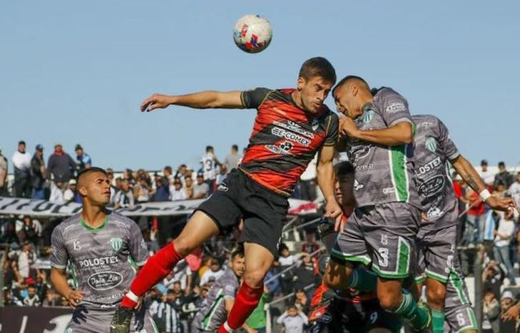 Claypole busca borrar en Campana la última derrota.