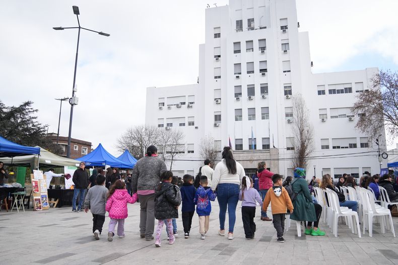 La Plaza Grigera, en familia, un ícono de Lomas de Zamora.