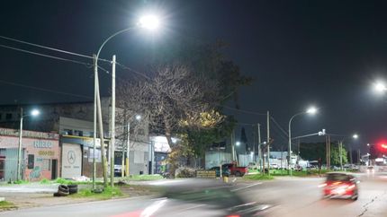 Diario La Unión | Colocaron más de 200 luces en la Avenida Eva Perón.