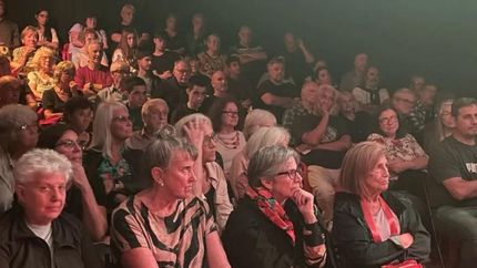 En la última función, la sala estuvo repleta.