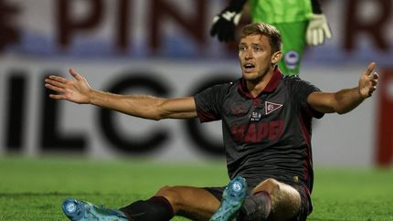 Rodrigo Castillo, baja sensible en Lanús. Rodrigo Castillo, baja sensible en Lanús.