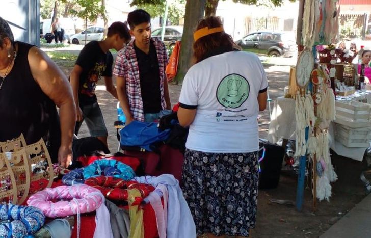 La feria busca generar un clima de amistad y compañerismo entre los lomenses.