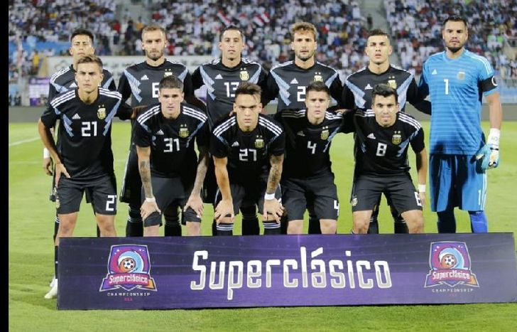 Scaloni le dio minutos a casi todos los futbolistas.