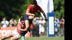 González Amorosino apoyó un try, pero no fue suficiente y Pucará se despidió de las semifinales.