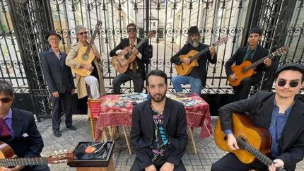 La formación completa.