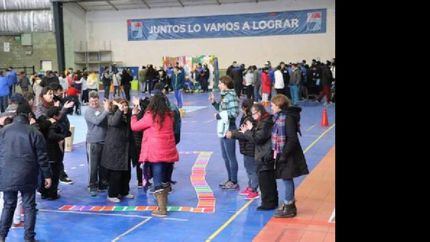 lomas: cientos de jovenes en una jornada integradora