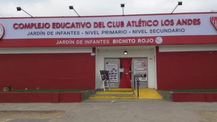 En Portela 1637, Lomas se va a dictar la alternativa que tiene una duración de 3 años.