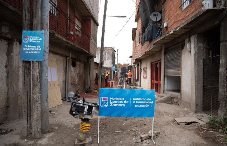 Avanzan las obras hídricas y el saneamiento en el Barrio El Corcho de Lomas de Zamora.