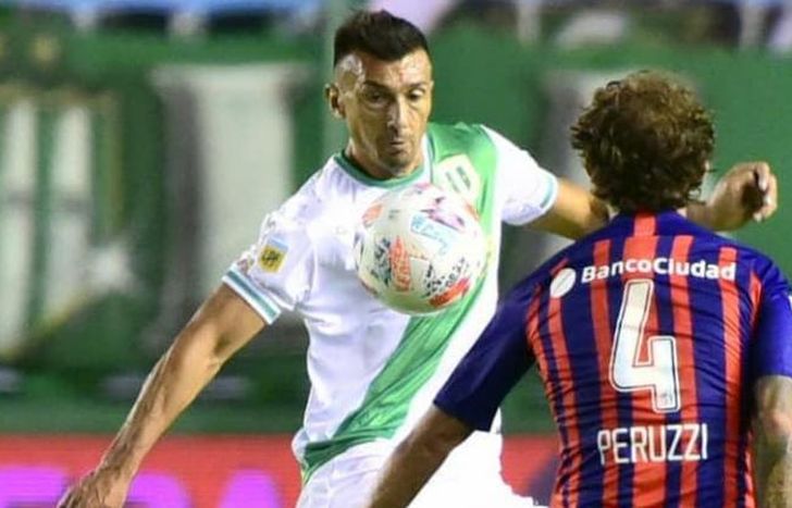 Dátolo jugó todo el segundo tiempo por la lesión de Payero.