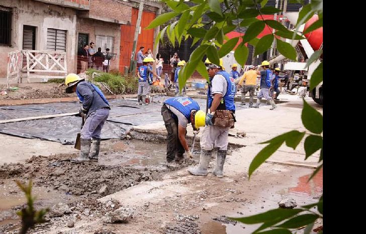 ejército de los andes es una calle muy utilizada para salir a camino negro.