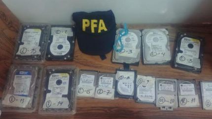 Encontraron discos rígidos con el material delictivo. Encontraron discos rígidos con el material delictivo.