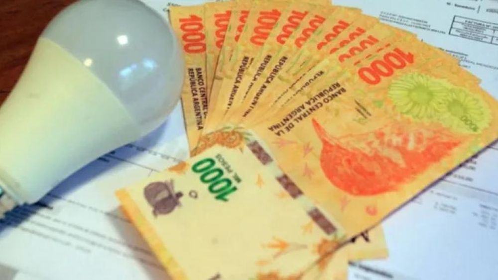 Es necesario reinscribirse para mantener la tarifa social en luz y gas.