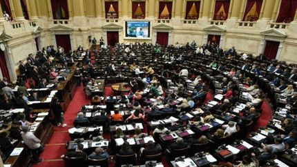 La Ley Ómnibus fue aprobada en general en la Cámara de Diputados.