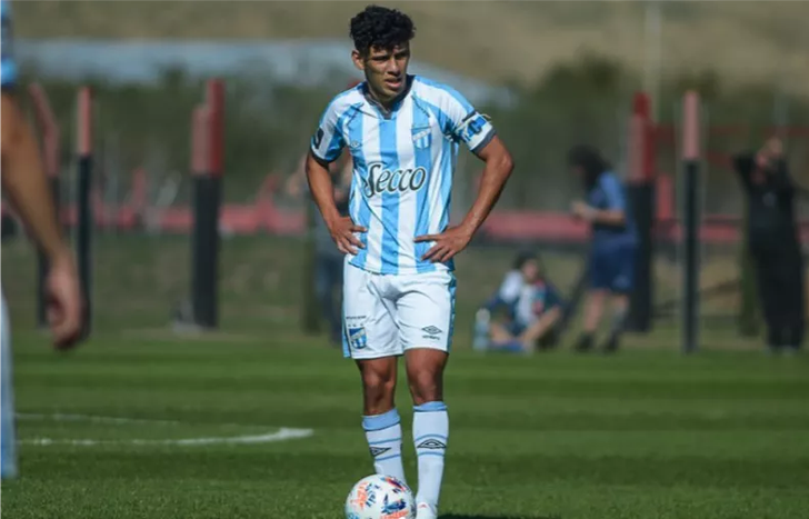 Un futbolista con pasado en Atlético Rafaela en el radar de Lanús.