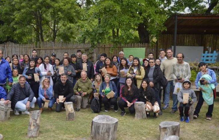 Destacan la importancia de cultivar, producir, cosechar y consumir alimentos.