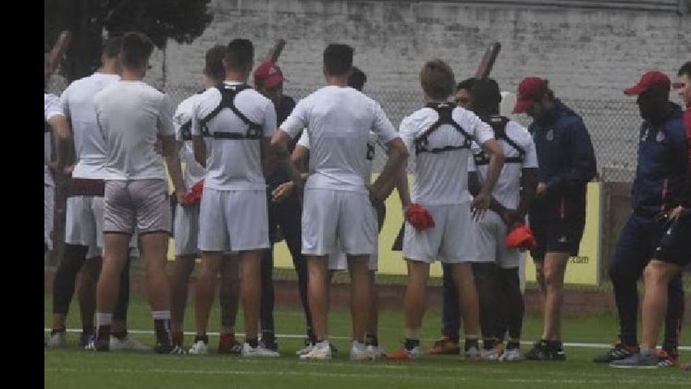 Villani habló de los tiempos de trabajo para afrontar un partido oficial