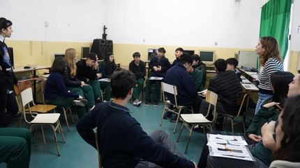Hay encuentros destinados a estudiantes y también a las familias.