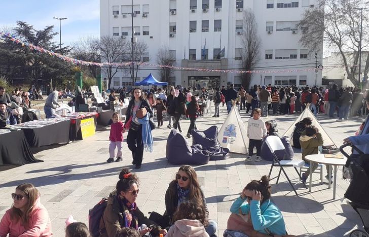 Del evento participaron escritores locales, librerías y editoriales.