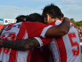 Talleres de Escalada consiguió un triunfo importante sobre el final. Talleres de Escalada consiguió un triunfo importante sobre el final.