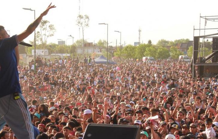 L-Gante alegró a los vecinos de Fiorito en Parque Recondo.