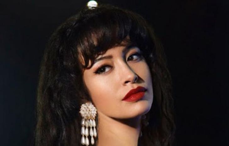 Christian Serratos en la piel de Selena.