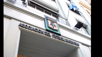 El dinero que distribuye la AFA llegó de parte de fondos de la Conmebol.