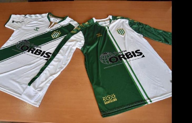 Banfield presentó su nueva camiseta para afrontar la temporada 2019/20 de la Superliga.