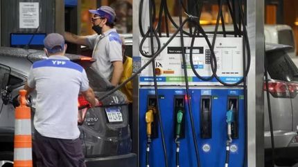 recesion: el dato de la venta de nafta que preocupa