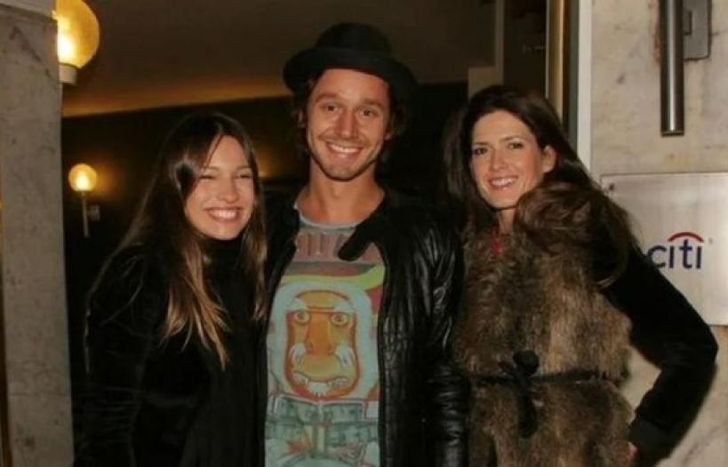 Pampita, Benjamín e Isabel.