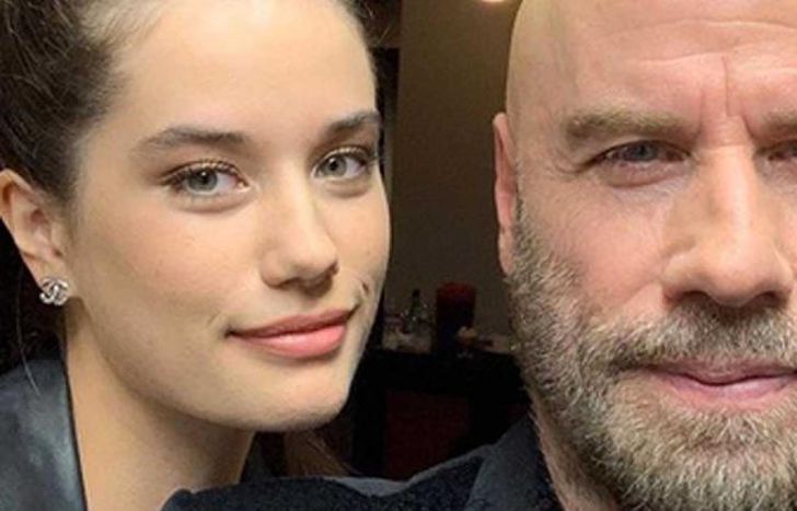 Travolta y su hija recrearon el baile de Grease.