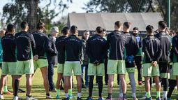 La CD informó novedades respecto del plantel profesional.