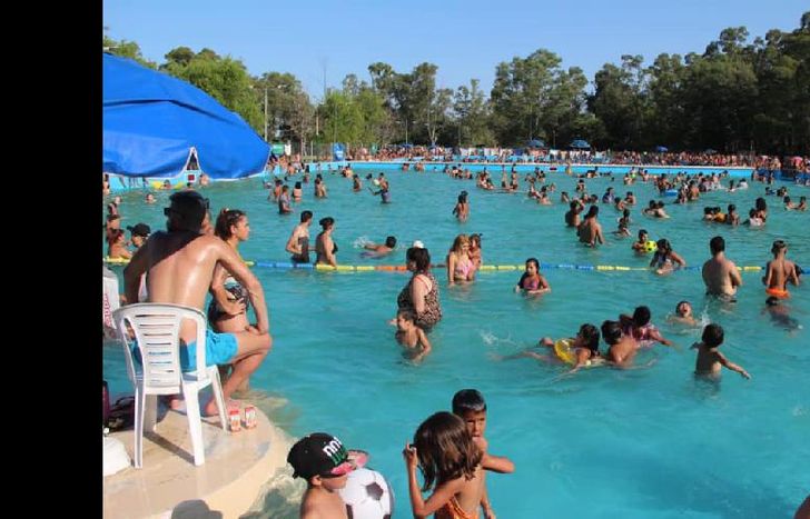 PARA ACCEDER HAY QUE CONCURRIR CON DNI (EXCLUYENTE) AL PARQUE.