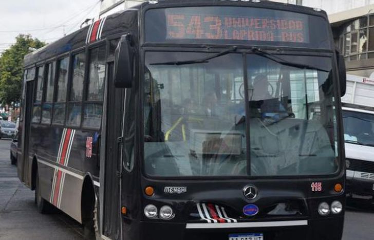 La 543, una de las líneas que suspenderá el servicio de 22 a 5.