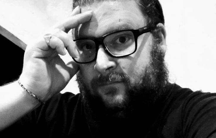 Desde sus 10 años se dedica a hacer música.