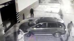 Las cámaras registrando el robo.