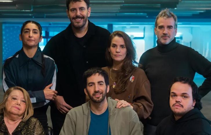 El elenco de la serie.