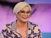 Carmen le hizo una propuesta laboral en vivo a Morena Rial. Carmen le hizo una propuesta laboral en vivo a Morena Rial.