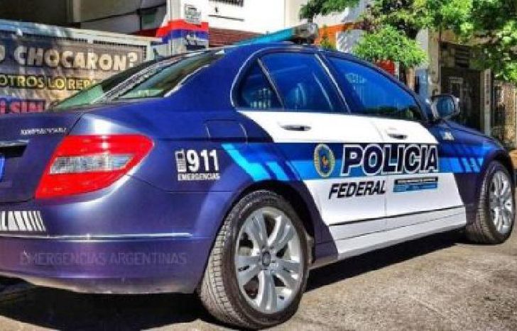 pertenece a una red internacional.