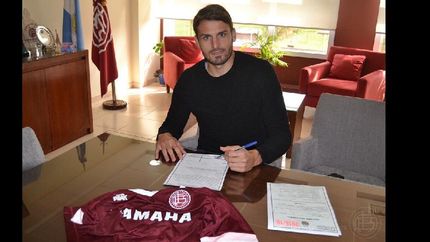 lanus oficializo la llegada de torsiglieri lanus oficializo la llegada de torsiglieri