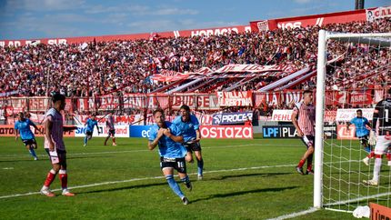 Brandán acaba de convertir el gol de la victoria de Temperley en el clásico. Brandán acaba de convertir el gol de la victoria de Temperley en el clásico.