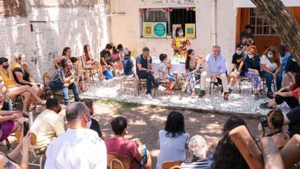 en visperas de navidad, alberto visito una ong en lomas