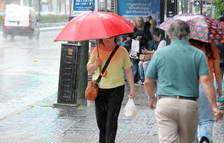 Durante la tarde, se pronostican lluvias intensas.