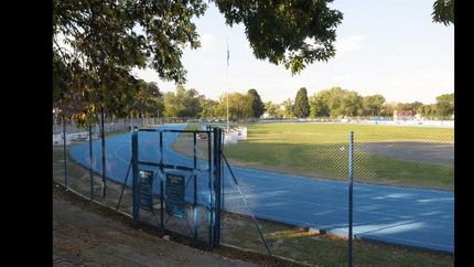 el parque de lomas, cerrado y sin actividades deportivas.