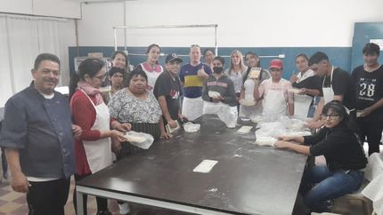 Una iniciativa 100% solidaria.