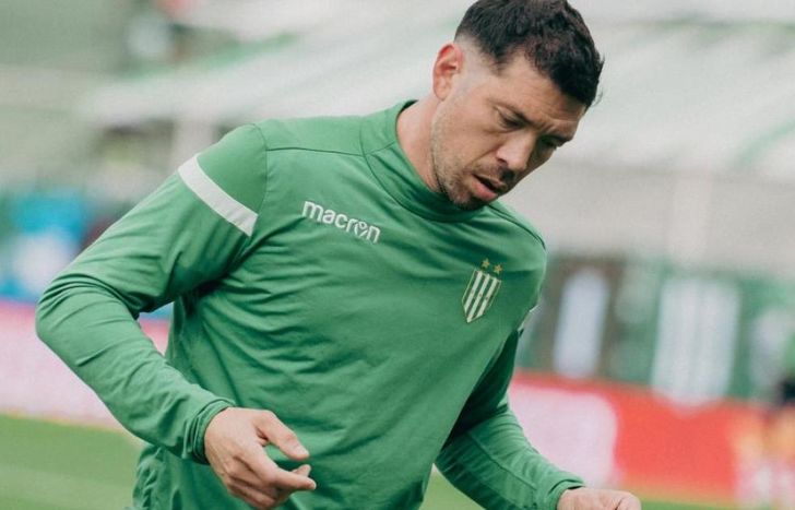 Sergio Vittor fue una de las figuras del clásico entre Banfield y Lanús.