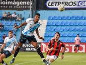 Temperley recibió una oferta por el central.