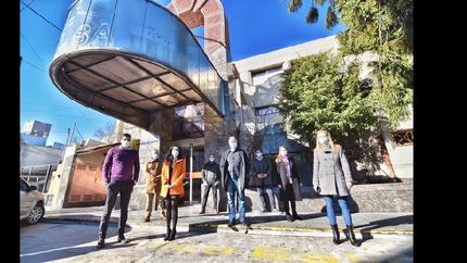 tras el pedido de los vecinos, reabren las puertas de la clinica estrada