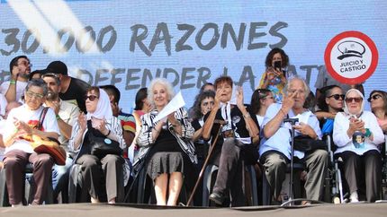 Estela de Carlotto criticó a Javier Milei y Victoria Villarruel en el Día de la Memoria.